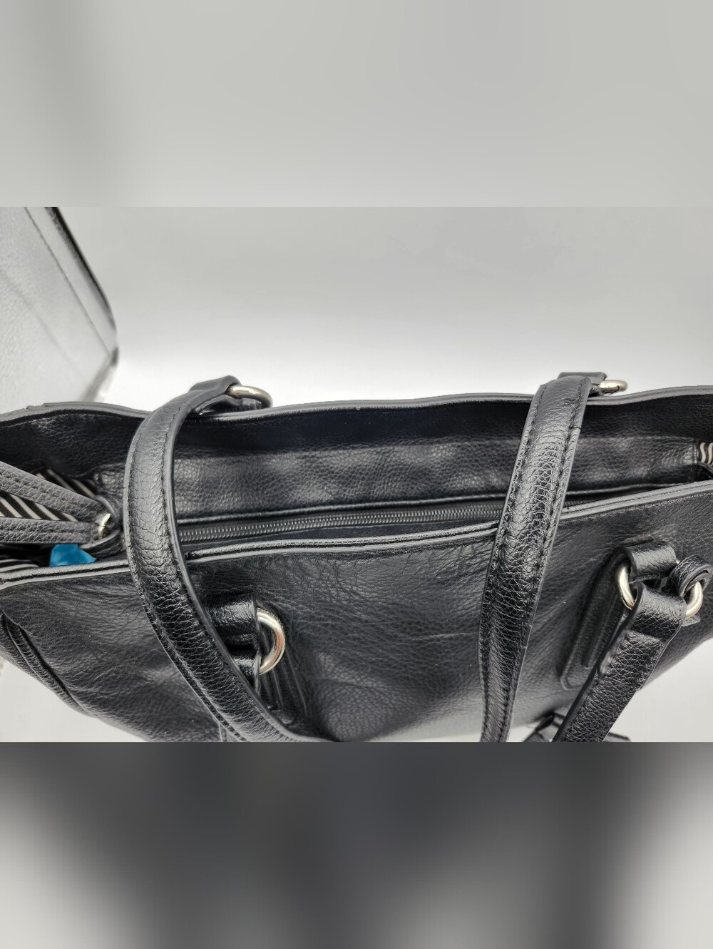 Giani Bernini Black Leather Shoulder Bag/Tote with Tassel Charm - Picture 3 of 8
